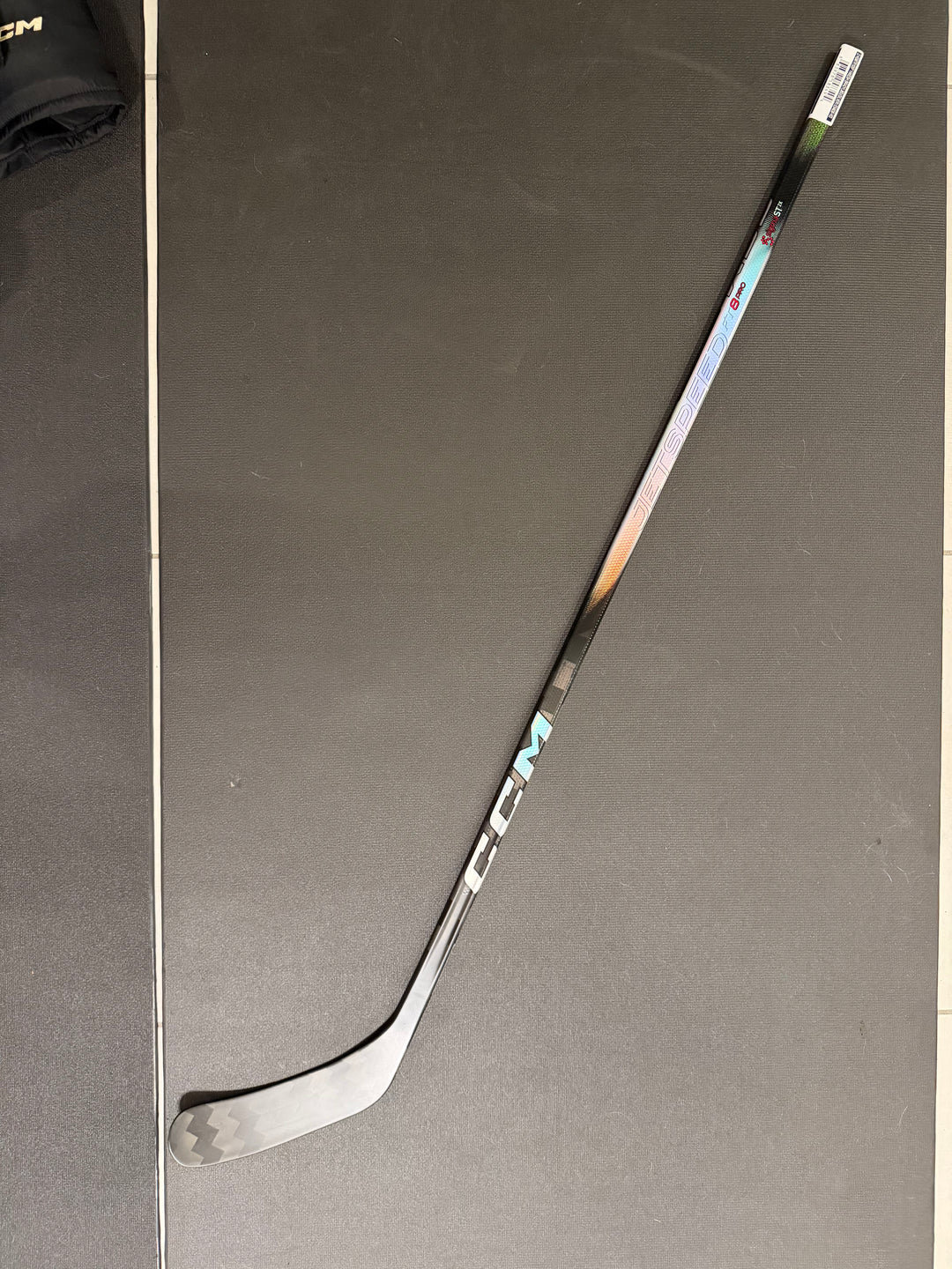Trigger 10 Pro (Dressed as JetSpeed FT8) Pro  Right P90TM 75 Flex Pro Stock Stick