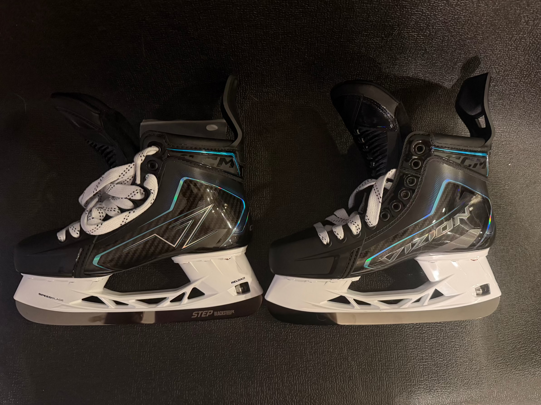 NEW CCM Vizion Pro Stock Custom Skates w/Custom Black steel