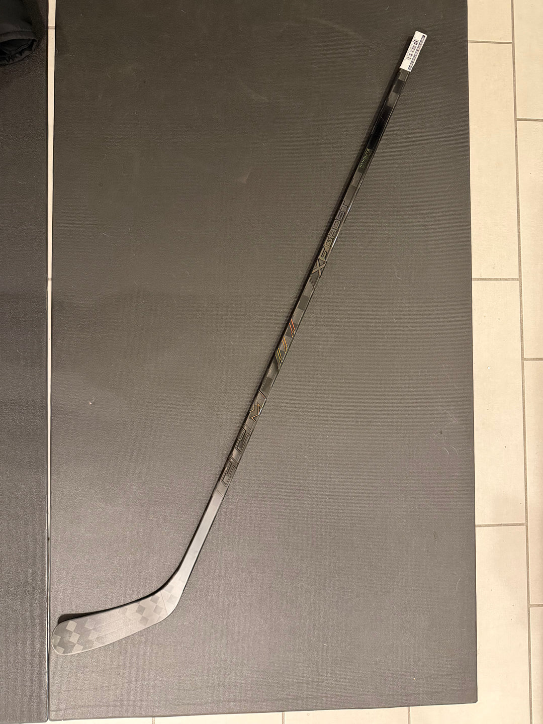 Trigger 10 Pro (Dressed as Tacks XF Ghost) Right P90TM 75 Flex Pro Stock Stick