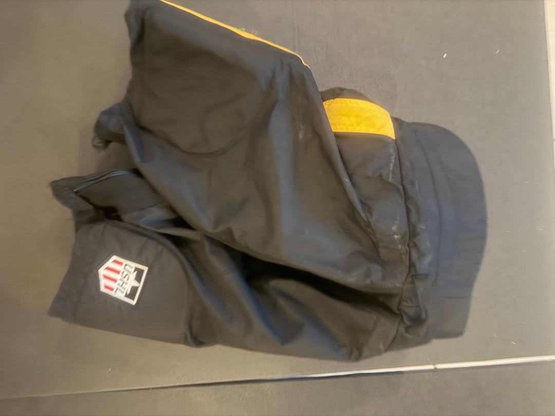 Green Bay Gamblers USHL Bauer Custom Pro Stock Hockey Pants/Breezers – Used – Senior Small