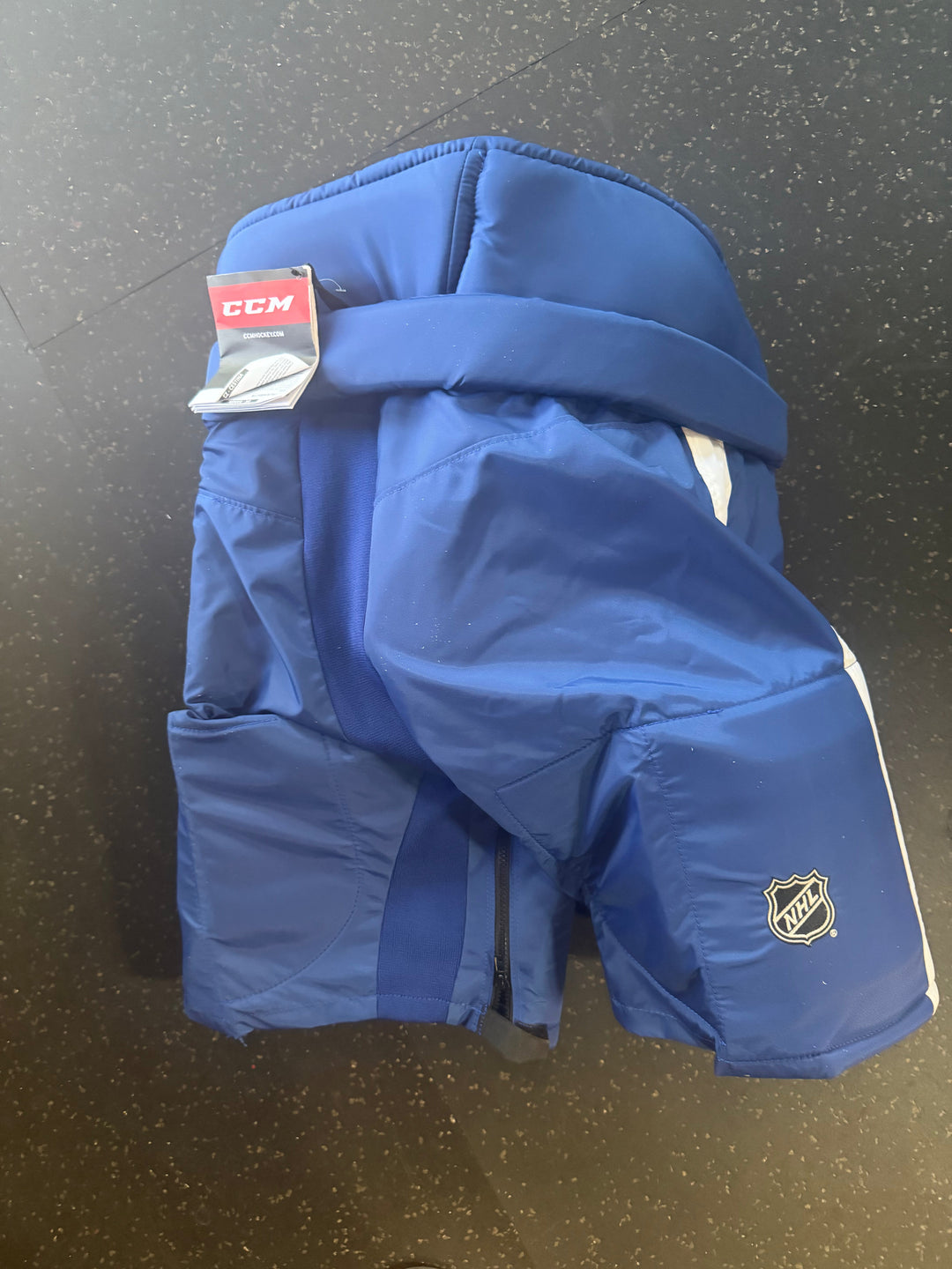 leafs hp70x large hockey pants view 3